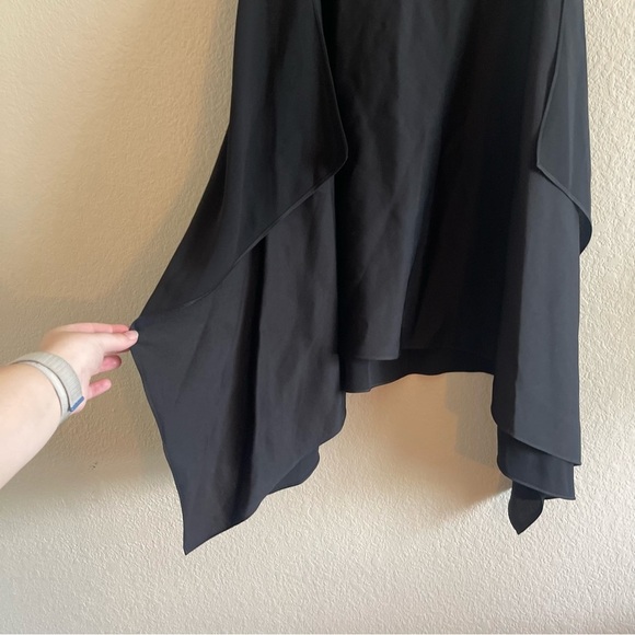 BCBG Maxazria Carlyn Asymmetrical Skirt Black High Rise Handkerchief Hem Size XS - Picture 5 of 7